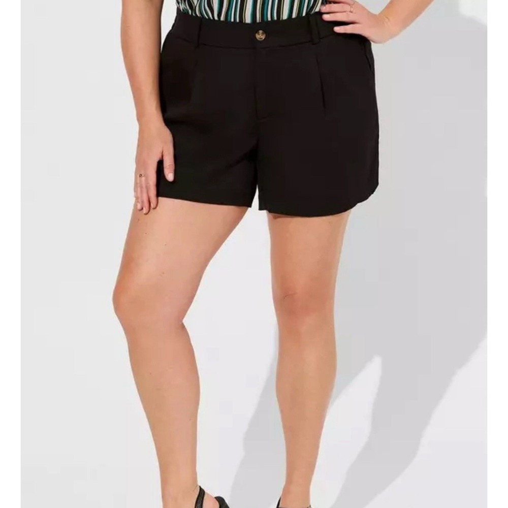 Torrid Women's Plus Sz 18 Black Linen Blend Studio Shorts Mid Rise Summer Casual